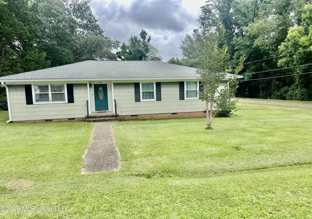 Photo 3 of Single family home for sale at 510 Lee St, Magnolia, MS 39652 | MLS# 4156085 | Listing updated on 2026-09-25