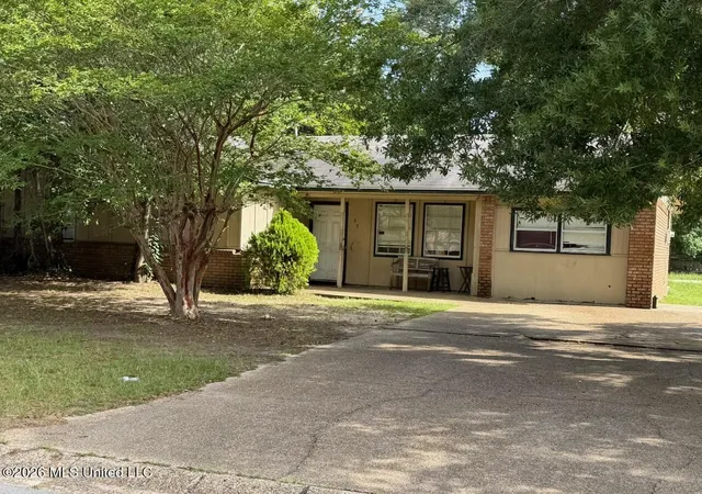 Photo 1 of Sale Pending at 534 N Forest Dr, Gulfport, MS 39507 | MLS# 4156090 | Listing updated on 2026-09-02