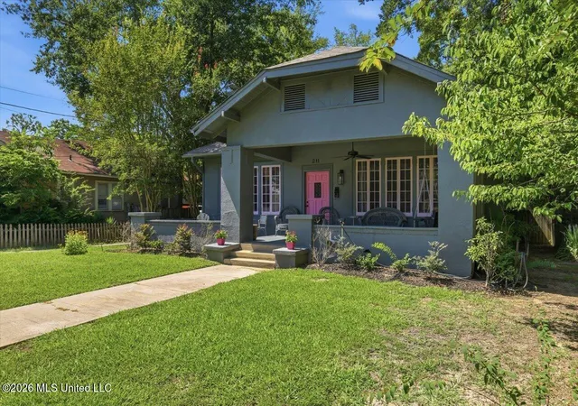Photo 2 of Single family home for sale at 211 E Center St, Canton, MS 39046 | MLS# 4157296 | Listing updated on 2026-09-18