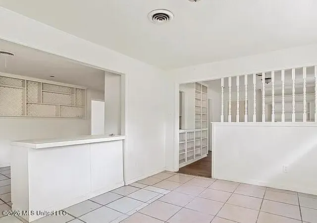 Photo 3 of Single family home for sale at 1038 Brookley St, Jackson, MS 39212 | MLS# 4156107 | Listing updated on 2026-07-20