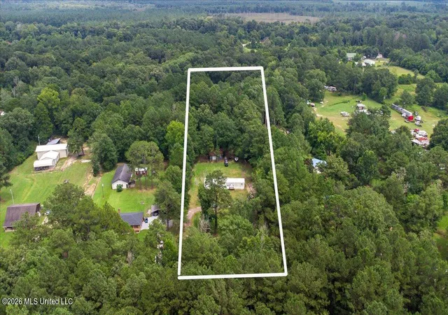 1st image of 8 Barding Ln, Petal, MS 39465 | MLS# 4156113