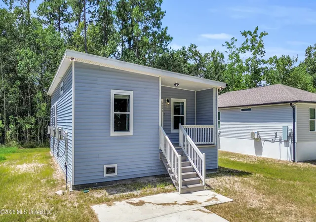 Photo 2 of Sale Pending at 6091 E Adams, Bay Saint Louis, MS 39520 | MLS# 4156231 | Listing updated on 2026-10-05