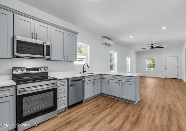 Photo 3 of Sale Pending at 6091 E Adams, Bay Saint Louis, MS 39520 | MLS# 4156231 | Listing updated on 2026-10-05