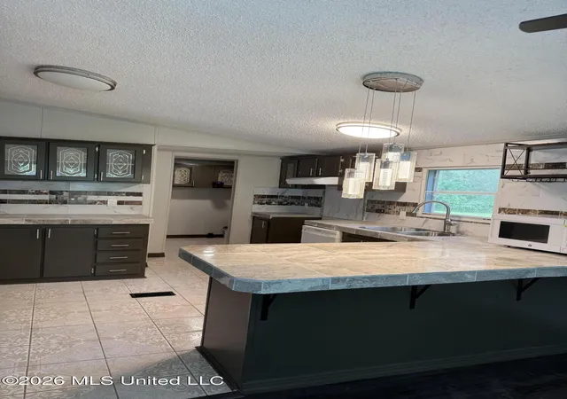 Photo 3 of Sale Pending at 88 Embry Rd, Byhalia, MS 38611 | MLS# 4156189 | Listing updated on 2026-08-02