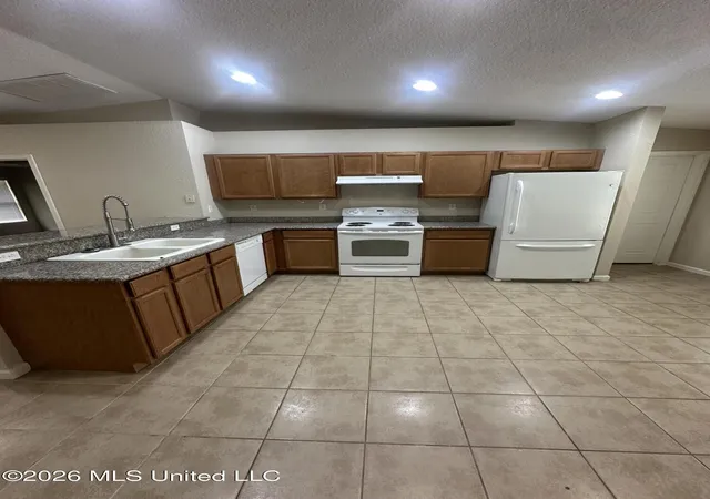Photo 3 of Single family home for sale at 6095 W Carroll St, Bay Saint Louis, MS 39520 | MLS# 4156260 | Listing updated on 2026-09-22