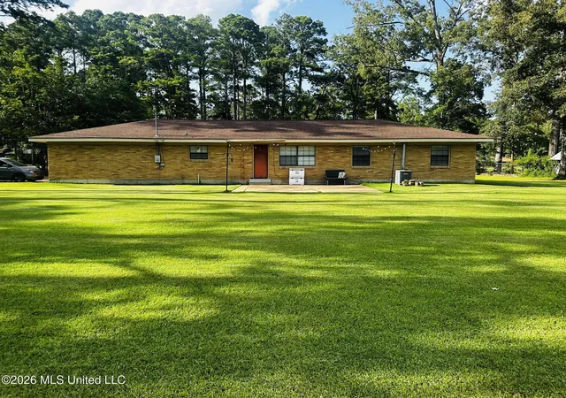 Photo 2 of Single family home for sale at 1387 E 1st Street, Forest, MS 39074 | MLS# 4156147 | Listing updated on 2026-08-19