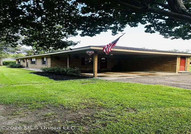 Photo 3 of Single family home for sale at 1387 E 1st Street, Forest, MS 39074 | MLS# 4156147 | Listing updated on 2026-08-19
