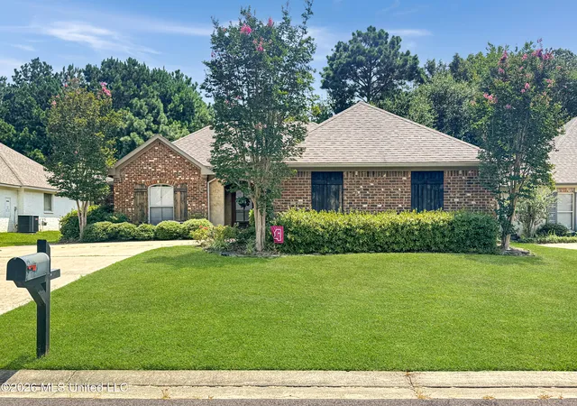 Photo 1 of Sale Pending at 889 Willow Grande Cir, Brandon, MS 39047 | MLS# 4156801 | Listing updated on 2026-09-05