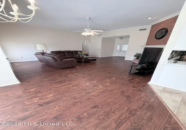 Photo 3 of Single family home for sale at 403 Autumn Crk, Ridgeland, MS 39157 | MLS# 4156170 | Listing updated on 2026-09-14