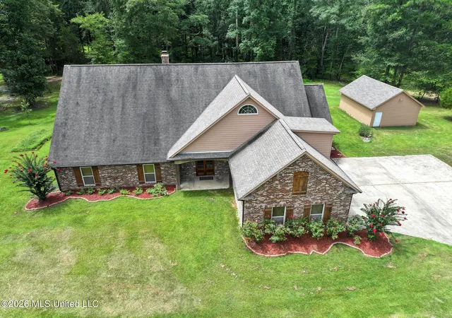 Photo 1 of Single family home for sale at 1987 Pardue Rd, Raymond, MS 39154 | MLS# 4156165 | Listing updated on 2026-08-24