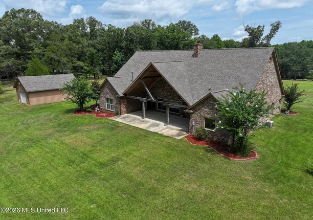 Photo 4 of Single family home for sale at 1987 Pardue Rd, Raymond, MS 39154 | MLS# 4156165 | Listing updated on 2026-08-24