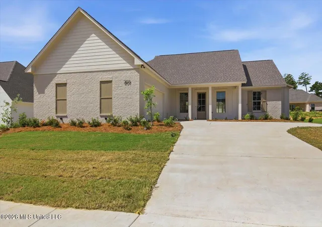 Photo 1 of Single family home for sale at 203 Benners Ln, Madison, MS 39110 | MLS# 4156258 | Listing updated on 2026-07-27