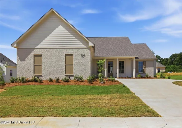 Photo 3 of Single family home for sale at 203 Benners Ln, Madison, MS 39110 | MLS# 4156258 | Listing updated on 2026-07-27