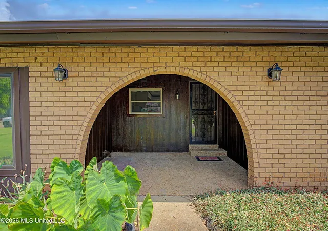Photo 4 of Single family home for sale at 768 N Farmington Dr, Southaven, MS 38671 | MLS# 4156544 | Listing updated on 2026-08-03