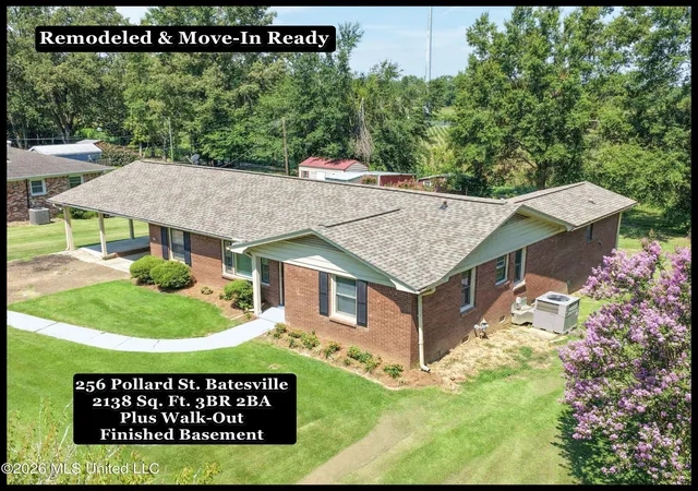 Photo 2 of Sale Pending at 256 Pollard St, Batesville, MS 38606 | MLS# 4156176 | Listing updated on 2026-09-04