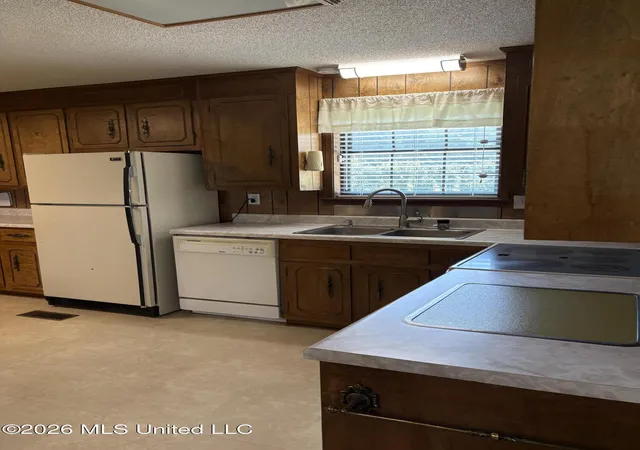 5th image of 458 Maple St, Hickory Flat, MS 38633 | MLS# 4157192