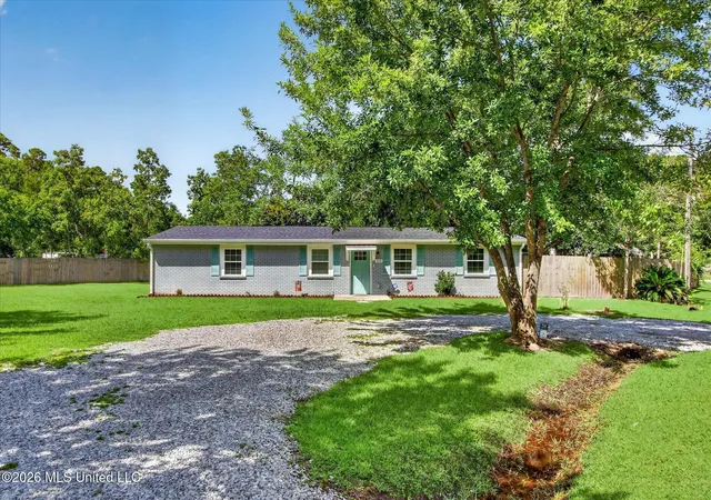 Photo 2 of Single family home for sale at 259 Trout St, Waveland, MS 39576 | MLS# 4156280 | Listing updated on 2026-09-17