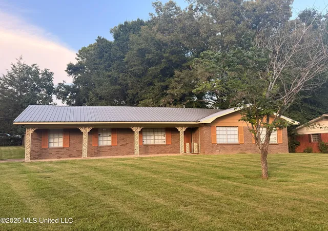 Photo 1 of Single family home for sale at 550 Mary Ann Dr, Pearl, MS 39208 | MLS# 4156569 | Listing updated on 2026-09-19