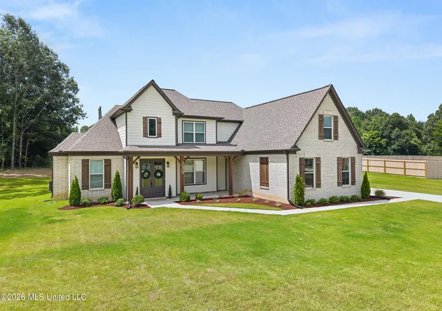 Photo 1 of Single family home for sale at 230 Centerline Roper Loop, Byhalia, MS 38611 | MLS# 4156319 | Listing updated on 2026-09-21