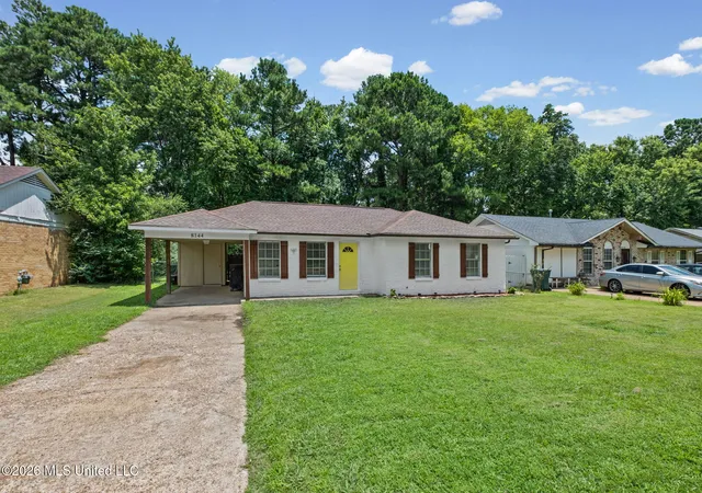 Photo 3 of Single family home for sale at 8144 Cedarbrook Dr, Southaven, MS 38671 | MLS# 4156330 | Listing updated on 2026-09-18