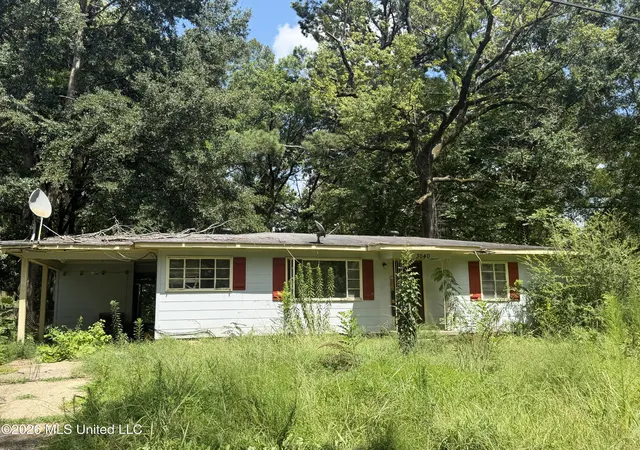 Photo 1 of Sale Pending at 3040 Woodside Dr, Jackson, MS 39212 | MLS# 4156335 | Listing updated on 2026-09-18