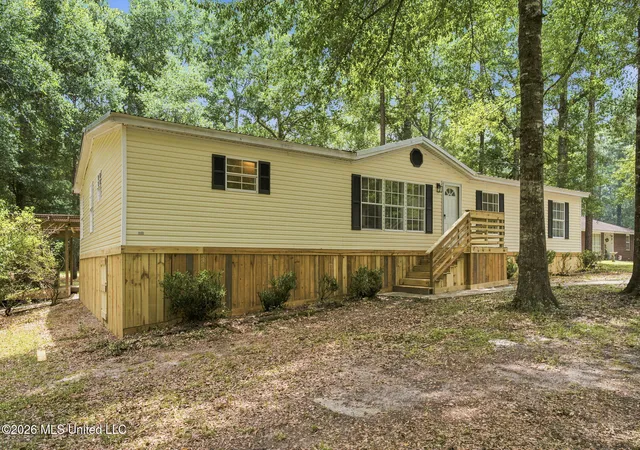 2nd image of 54 Jefferson Rd, Wiggins, MS 39577 | MLS# 4156347