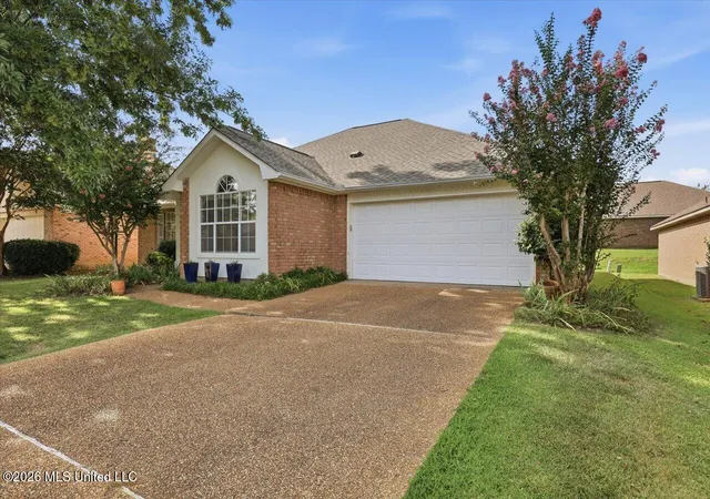 Photo 2 of Single family home for sale at 137 Villa Way, Clinton, MS 39056 | MLS# 4156743 | Listing updated on 2026-09-06