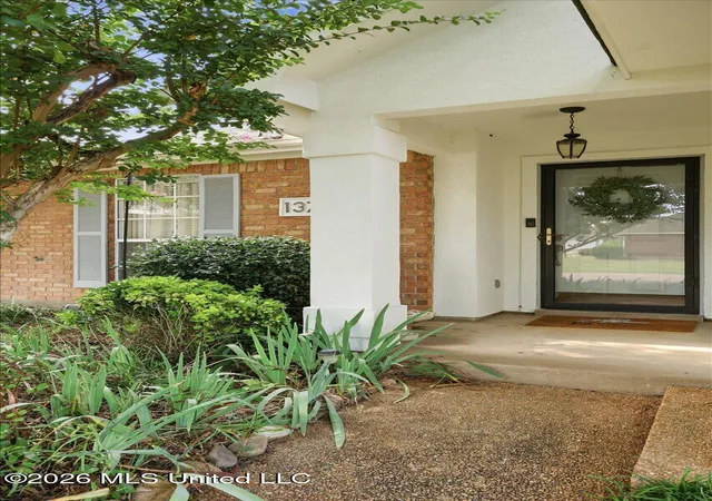 Photo 3 of Single family home for sale at 137 Villa Way, Clinton, MS 39056 | MLS# 4156743 | Listing updated on 2026-09-06