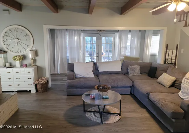 Photo 3 of Single family home for sale at 303 Pinewood Cir, Gulfport, MS 39507 | MLS# 4156373 | Listing updated on 2026-09-13