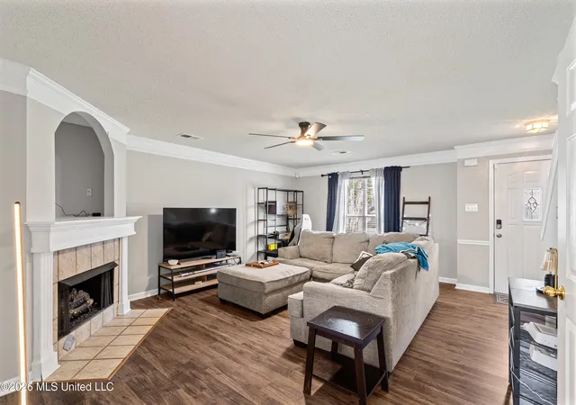 Photo 4 of Sale Pending at 9724 W Dogwood Ct, Olive Branch, MS 38654 | MLS# 4156374 | Listing updated on 2026-10-25