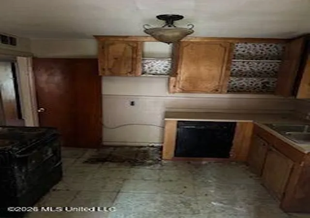 Photo 3 of Single family home for sale at 2237 46th Avenue, Meridian, MS 39307 | MLS# 4156380 | Listing updated on 2026-07-19