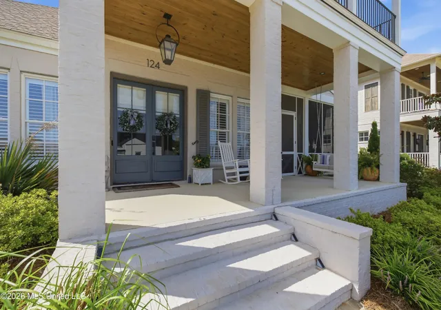 Photo 3 of Single family home for sale at 124 N Natchez Dr, Madison, MS 39110 | MLS# 4156407 | Listing updated on 2026-09-03