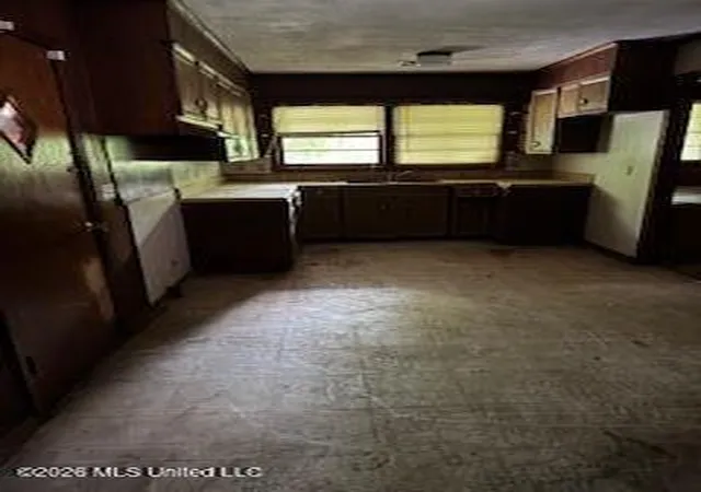 Photo 3 of Single family home for sale at 2903 36th Avenue, Meridian, MS 39307 | MLS# 4156394 | Listing updated on 2026-07-19