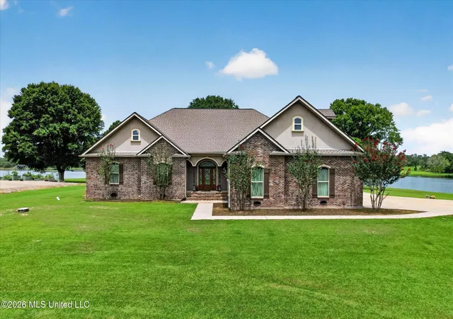 Photo 1 of Single family home for sale at 6 Lunker Ln, Poplarville, MS 39470 | MLS# 4156441 | Listing updated on 2026-08-26