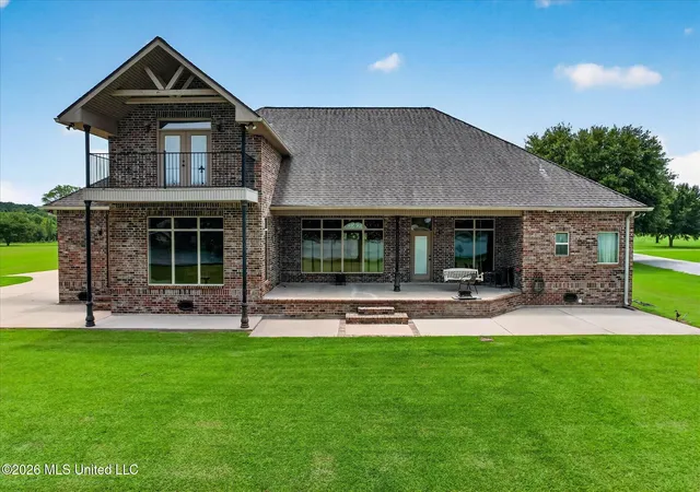 Photo 2 of Single family home for sale at 6 Lunker Ln, Poplarville, MS 39470 | MLS# 4156441 | Listing updated on 2026-08-26
