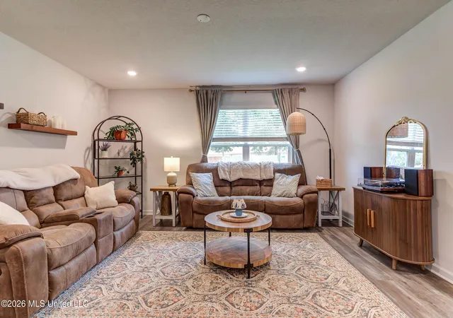 Photo 4 of Single family home for sale at 17885 Tingle Dr, Gulfport, MS 39503 | MLS# 4156461 | Listing updated on 2026-10-14