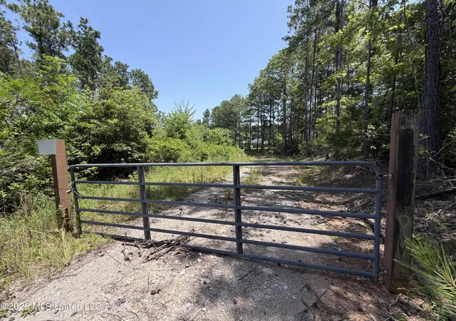 Photo 1 of Sale Pending at 001 State Blvd, Meridian, MS 39307 | MLS# 4156545 | Listing updated on 2026-08-14