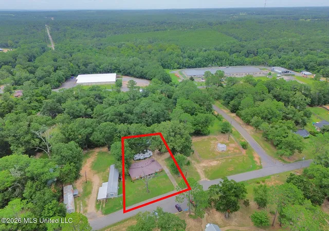 Photo 4 of Single family home for sale at 446 Park St, Lucedale, MS 39452 | MLS# 4156534 | Listing updated on 2026-10-04