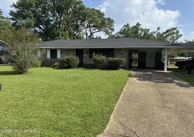 Photo 2 of Sale Pending at 4627 Redstart Dr, Gulfport, MS 39501 | MLS# 4156527 | Listing updated on 2026-07-25