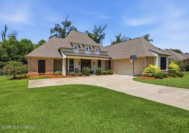 Photo 2 of Sale Pending at 213 Ironwood Pl, Brandon, MS 39042 | MLS# 4156510 | Listing updated on 2026-09-10