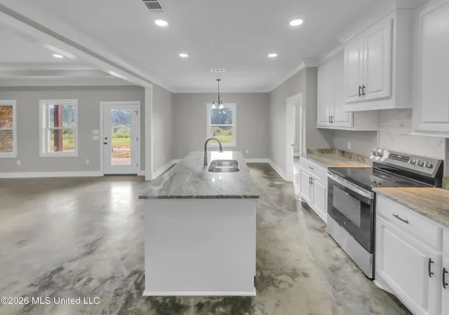 Photo 3 of Single family home for sale at 786 Clyde B Rd, Walnut Grove, MS 39189 | MLS# 4156442 | Listing updated on 2026-07-20