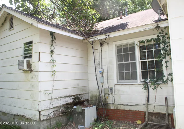 15th image of 360 W Adams Ave, Greenwood, MS 38930 | MLS# 4156446