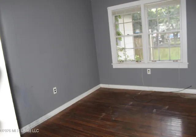 2nd image of 360 W Adams Ave, Greenwood, MS 38930 | MLS# 4156446