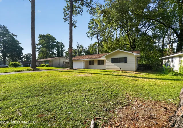 Photo 2 of Single family home for sale at 1947 Smallwood St, Jackson, MS 39212 | MLS# 4157544 | Listing updated on 2026-09-17