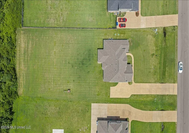 Photo 3 of Sale Pending at 2739 Layne Dr, Olive Branch, MS 38654 | MLS# 4156521 | Listing updated on 2026-09-14
