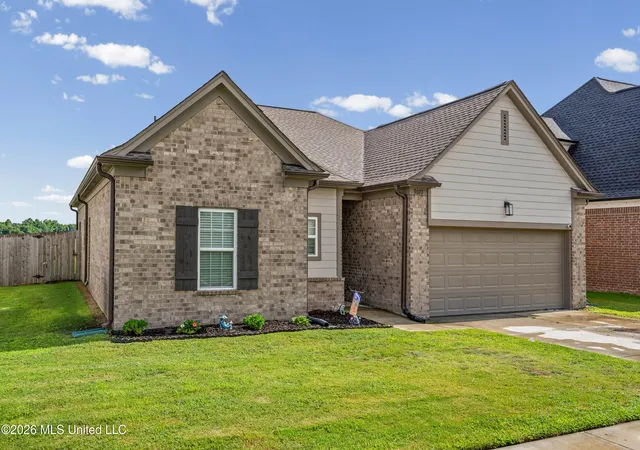 Photo 3 of Single family home for sale at 9073 S Lakeside Cir, Walls, MS 38680 | MLS# 4156617 | Listing updated on 2026-09-17