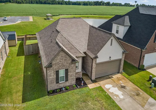 Photo 2 of Single family home for sale at 9073 S Lakeside Cir, Walls, MS 38680 | MLS# 4156617 | Listing updated on 2026-09-17