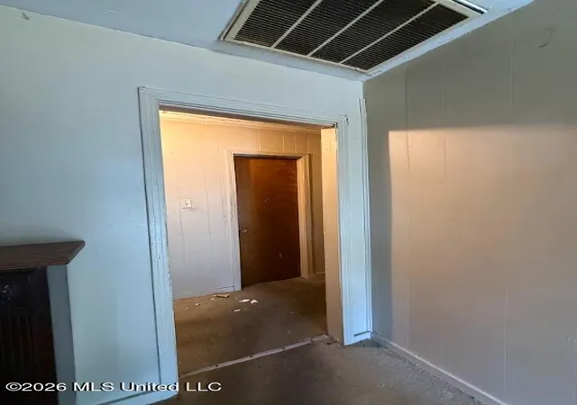 Photo 3 of Single family home for sale at 1230 Marks Ave, Jackson, MS 39213 | MLS# 4158611 | Listing updated on 2026-09-15