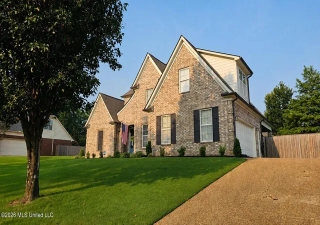 Photo 2 of Sale Pending at 5164 Weathers Dr, Olive Branch, MS 38654 | MLS# 4157859 | Listing updated on 2026-08-24