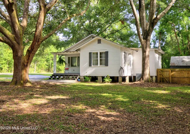 Photo 3 of Single family home for sale at 15264 Hudson Krohn Rd, Biloxi, MS 39532 | MLS# 4156571 | Listing updated on 2026-09-04